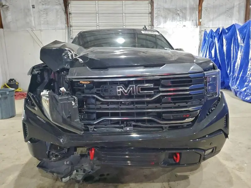2024 GMC SIERRA K1500 AT4  