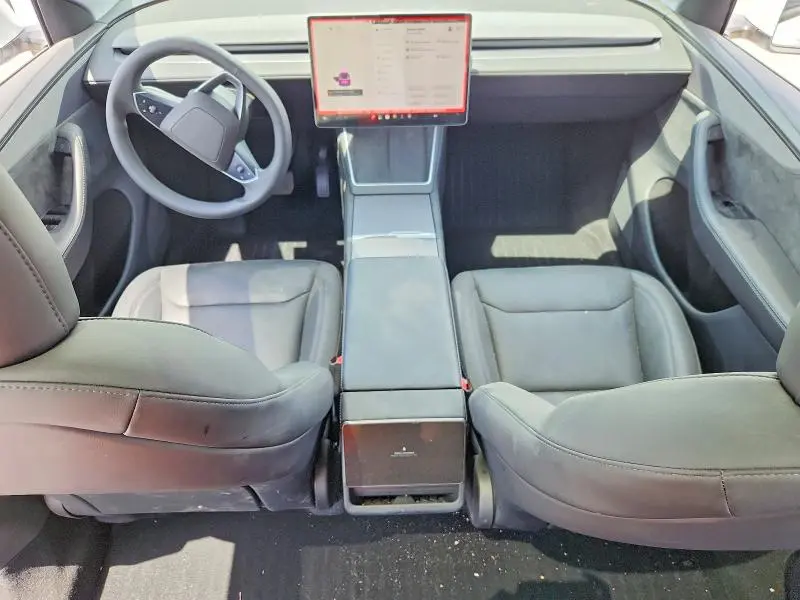 2026 TESLA MODEL Y   