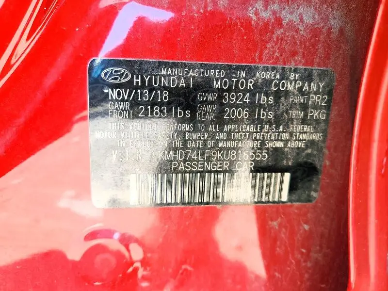 2019 HYUNDAI ELANTRA SE  