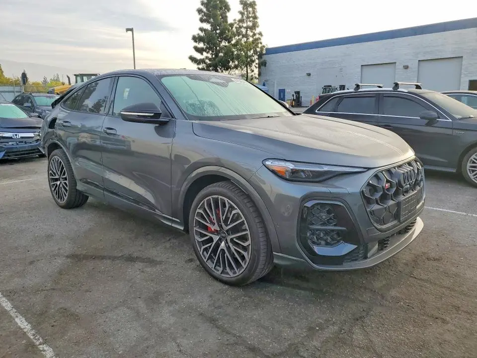 2025 AUDI SQ5 SPORTBACK PREMIUM PLUS  
