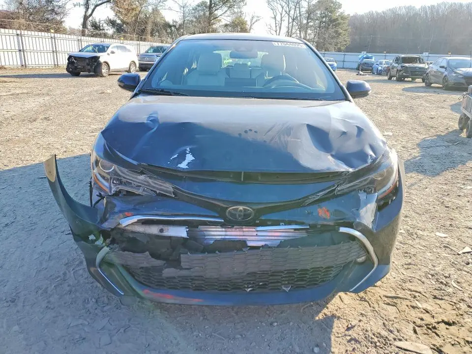 2019 TOYOTA COROLLA SE  