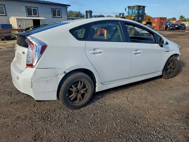 2015 TOYOTA PRIUS   