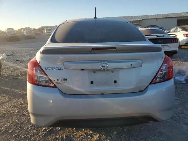 2019 NISSAN VERSA S  