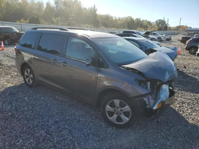 2015 TOYOTA SIENNA LE  