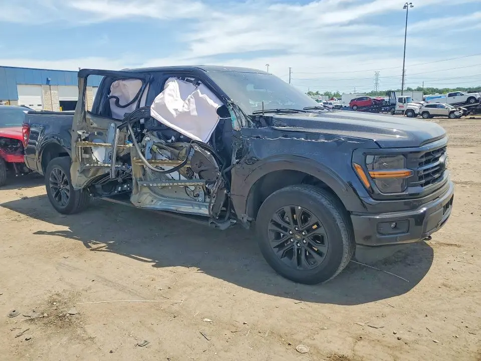 2024 FORD F150 XLT  