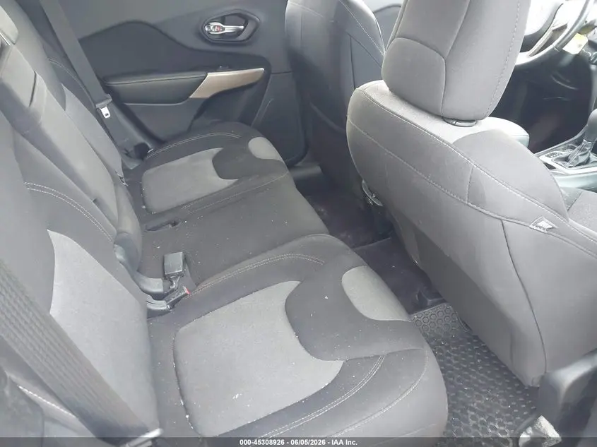 2017 JEEP CHEROKEE ALTITUDE FWD