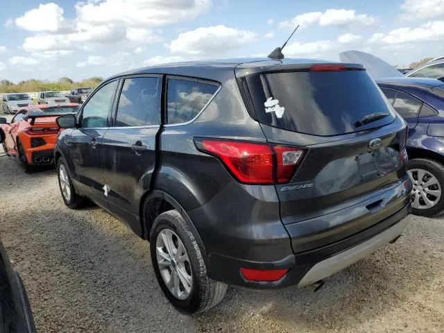 2019 FORD ESCAPE SE