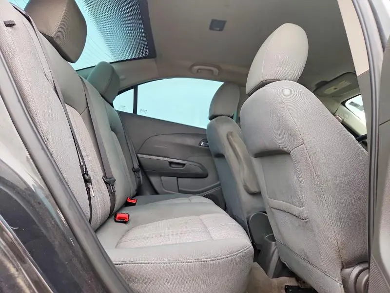 2015 CHEVROLET SONIC LT  