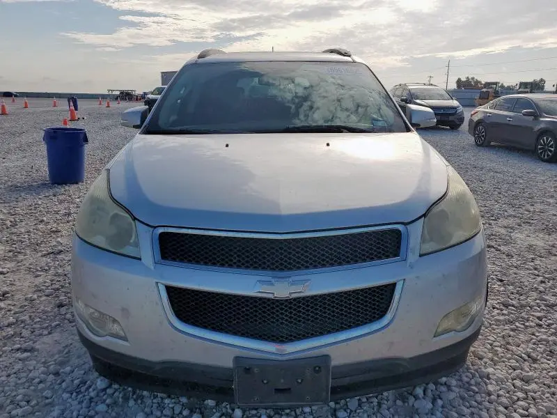 2010 CHEVROLET TRAVERSE LT  