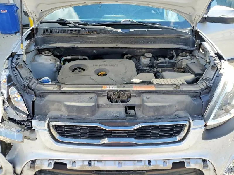 2013 KIA SOUL +  