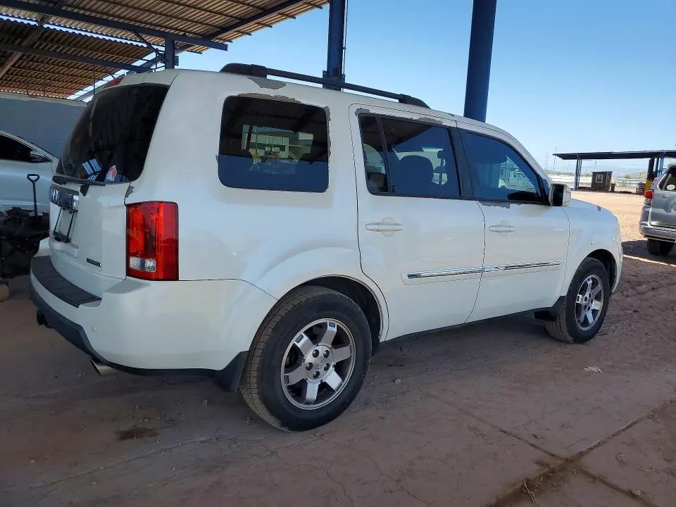 2011 HONDA PILOT TOURING  