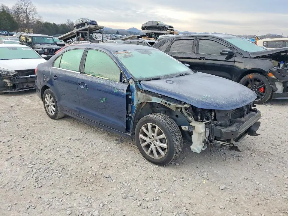 2014 VOLKSWAGEN JETTA SE  