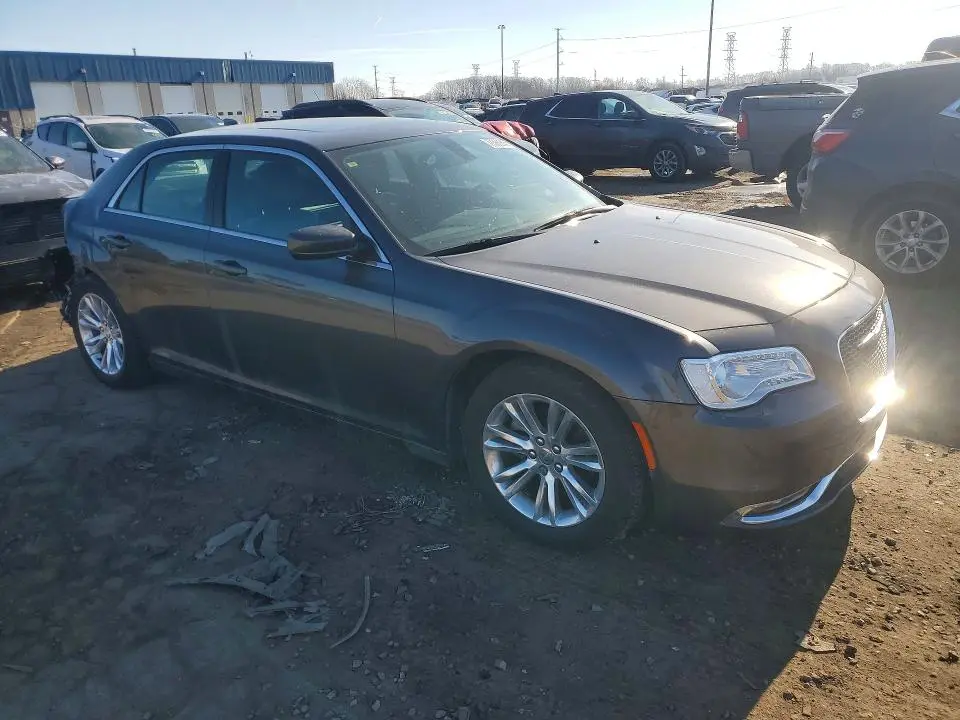 2016 CHRYSLER 300 LIMITED  