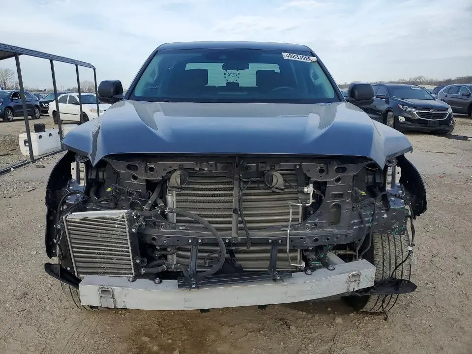 2024 TOYOTA TUNDRA SR5  