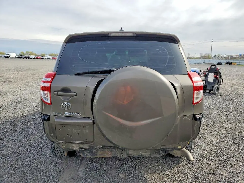 2010 TOYOTA RAV4 BASE  