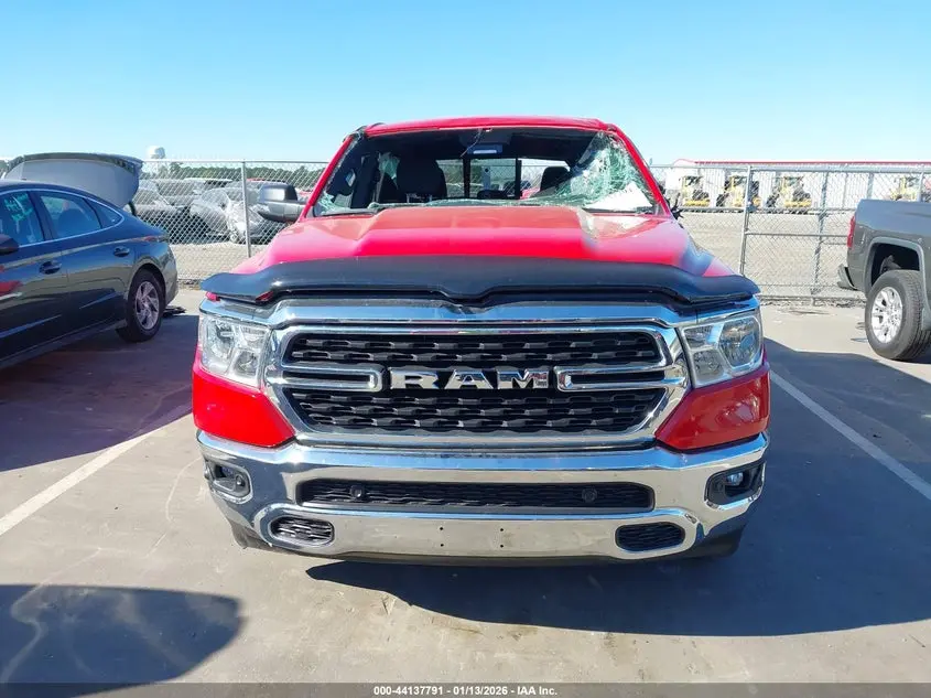 2024 RAM 1500 BIG HORN  4X4 6'4 BOX