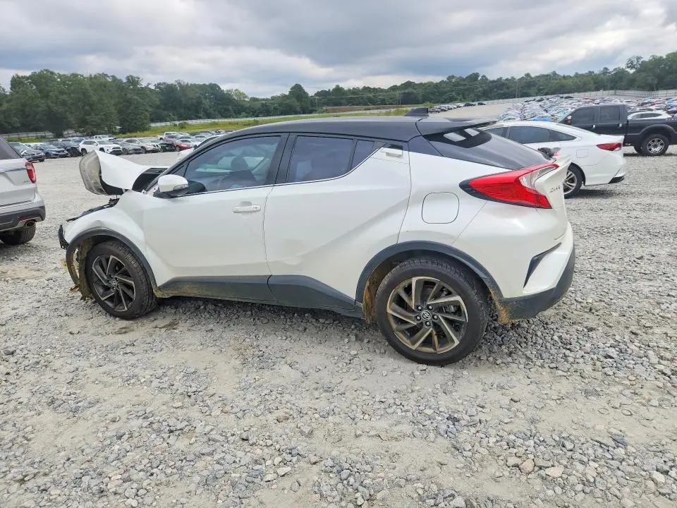 2021 TOYOTA C-HR LIMITED  