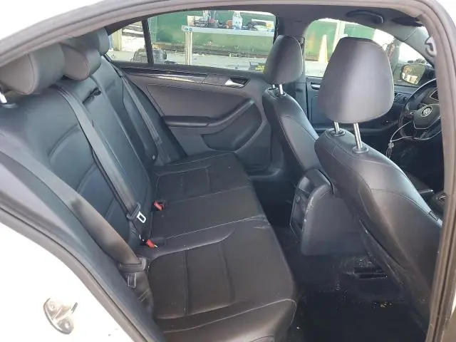 2018 VOLKSWAGEN JETTA SPORT  