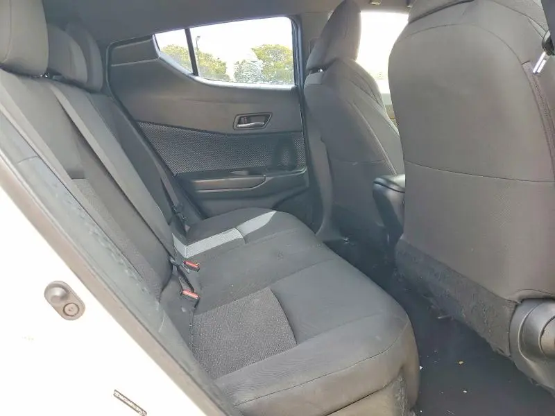 2018 TOYOTA C-HR XLE PREMIUM  