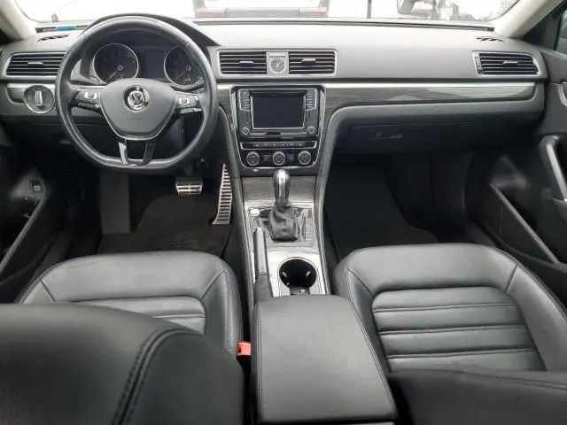 2017 VOLKSWAGEN PASSAT SEL PREMIUM  