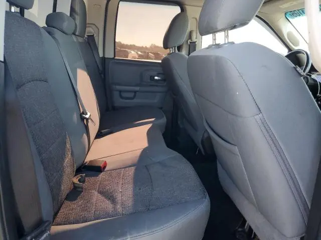 2018 RAM 1500 SLT  