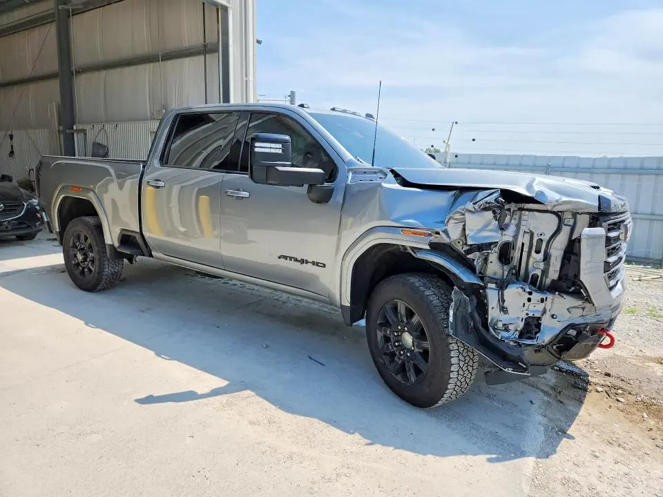 2024 GMC SIERRA K2500 AT4  
