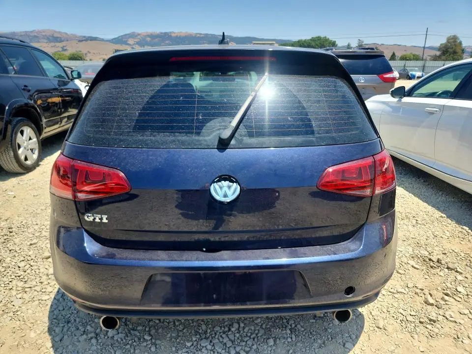 2016 VOLKSWAGEN GTI S/SE  