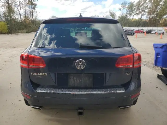 2014 VOLKSWAGEN TOUAREG V6 TDI  