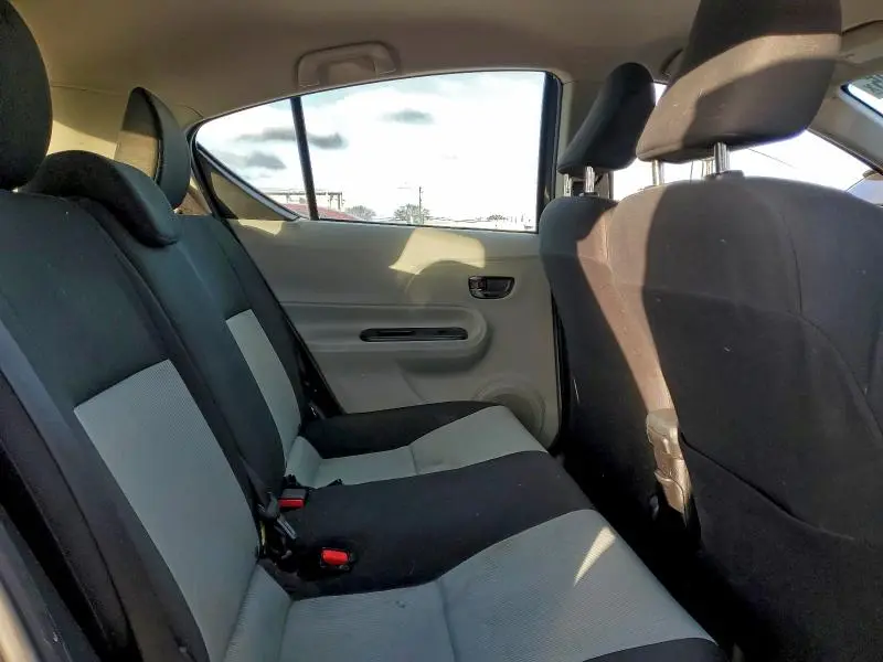 2014 TOYOTA PRIUS C   