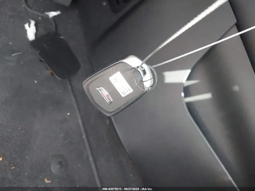 2023 CADILLAC XT4 FWD LUXURY