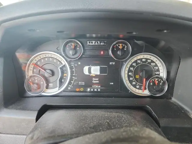 2018 RAM 1500 SLT  