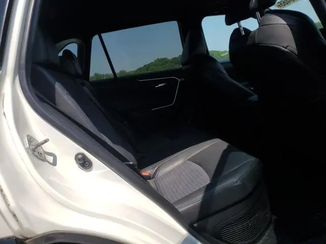 2021 TOYOTA RAV4 XSE  