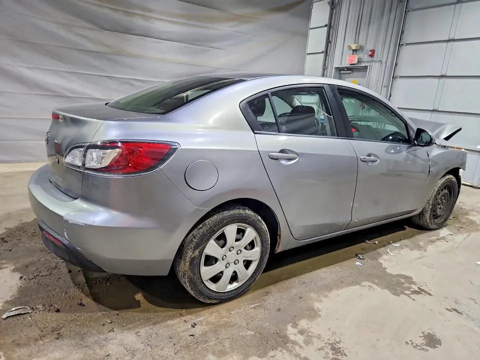 2010 MAZDA 3 I  