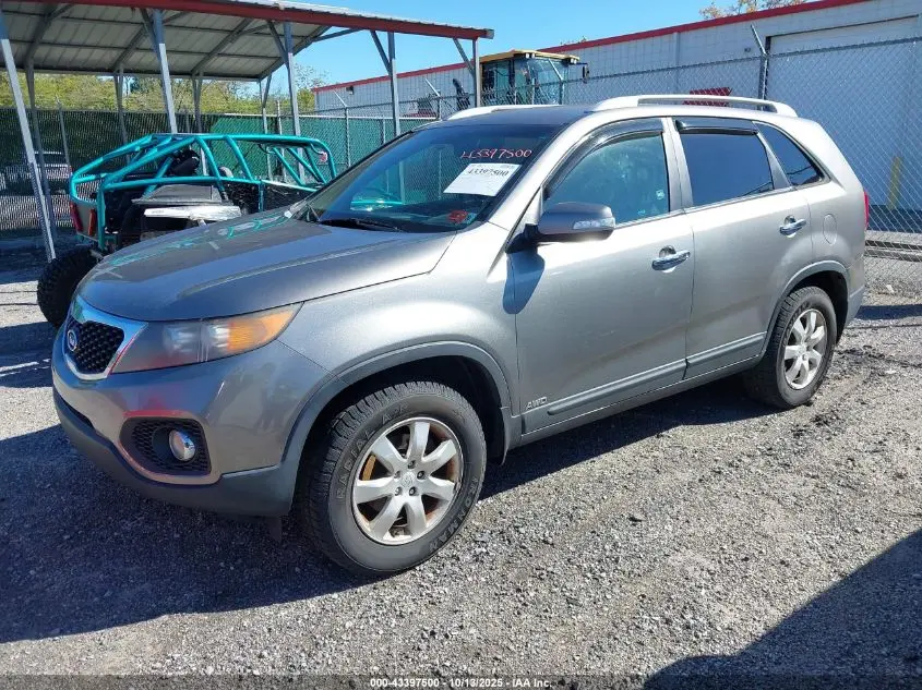 2011 KIA SORENTO LX