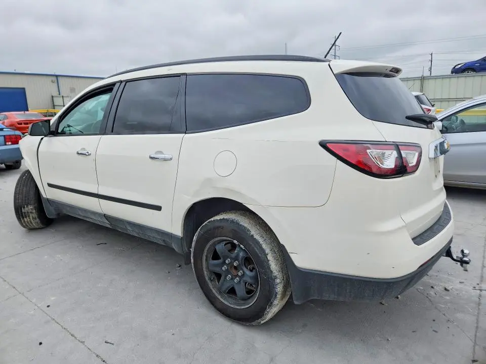 2015 CHEVROLET TRAVERSE LS  