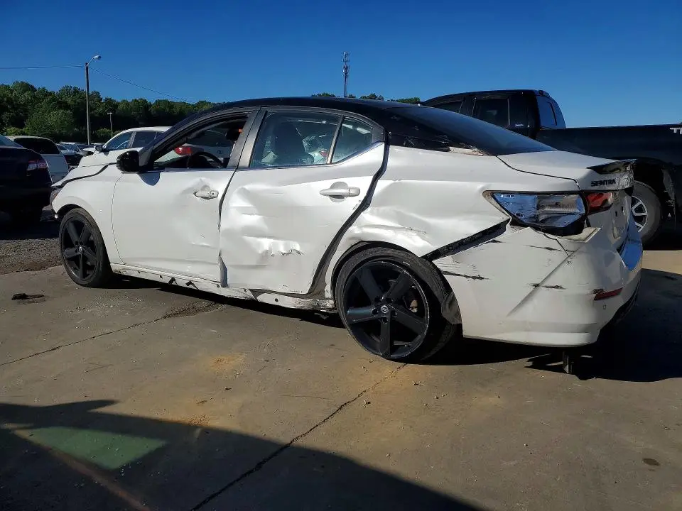 2022 NISSAN SENTRA SR  