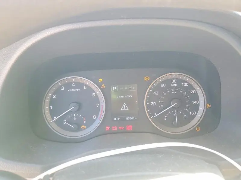 2017 HYUNDAI TUCSON SE  