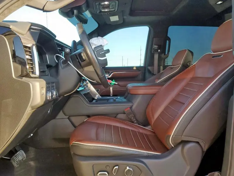 2024 GMC SIERRA K2500 DENALI ULTIMATE  