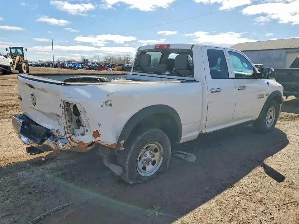 2014 RAM 1500 ST  