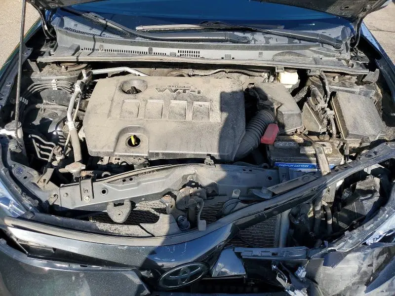 2018 TOYOTA COROLLA SE  