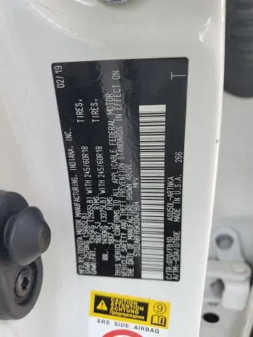 2019 TOYOTA HIGHLANDER LE  