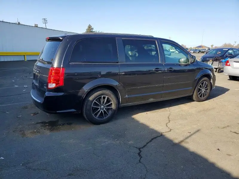 2017 DODGE GRAND CARAVAN GT  