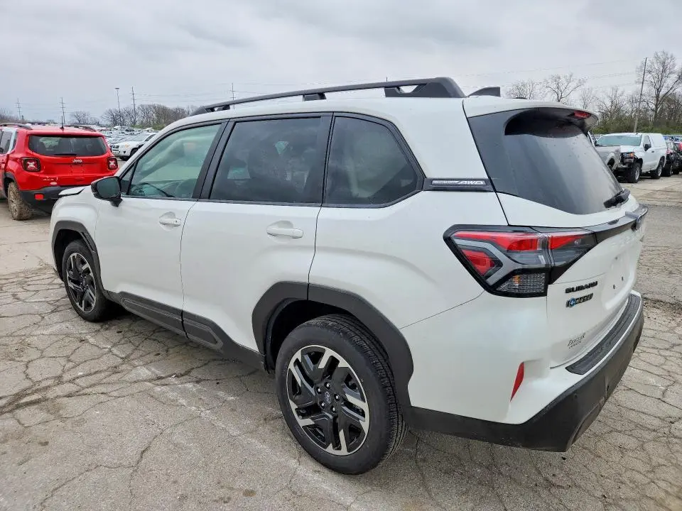 2025 SUBARU FORESTER LIMITED  