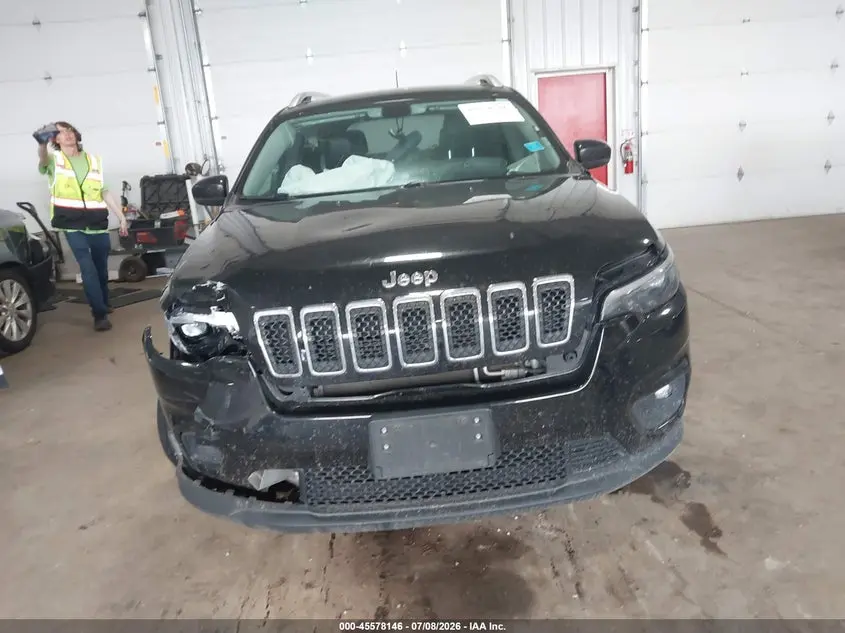 2019 JEEP CHEROKEE LATITUDE PLUS 4X4