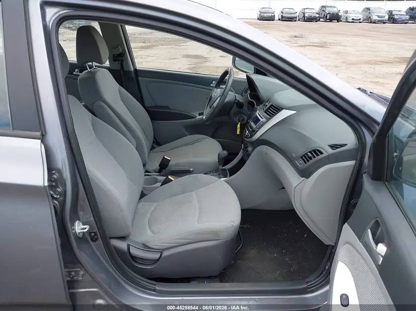 2014 HYUNDAI ACCENT GLS