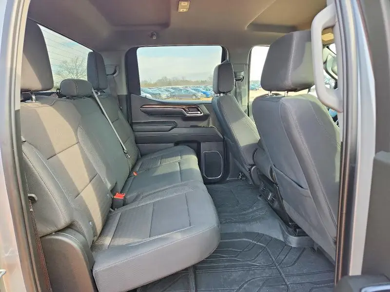 2023 CHEVROLET SILVERADO K1500 LT  