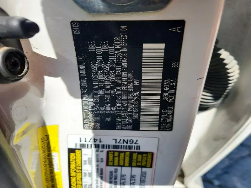 2010 TOYOTA SEQUOIA PLATINUM  