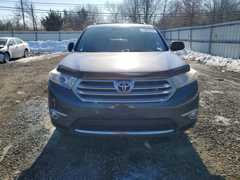 2013 TOYOTA HIGHLANDER BASE  