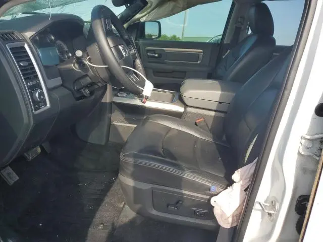2017 RAM 1500 SLT  