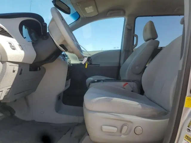 2012 TOYOTA SIENNA LE  